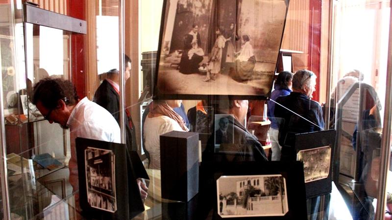 Exposición en la sla de lectura del MHNV, presenta colecciones históricas de la Biblioteca científica John Juger